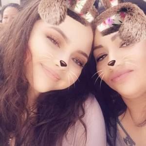 Meet your Posher, Fabiola